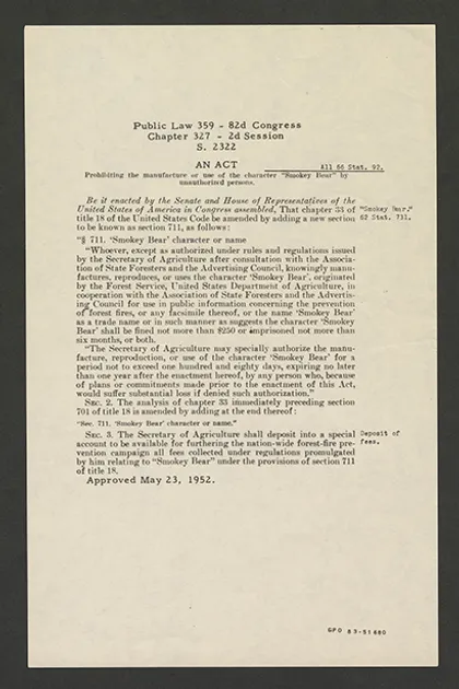 El documento de la Ley del oso Smokey